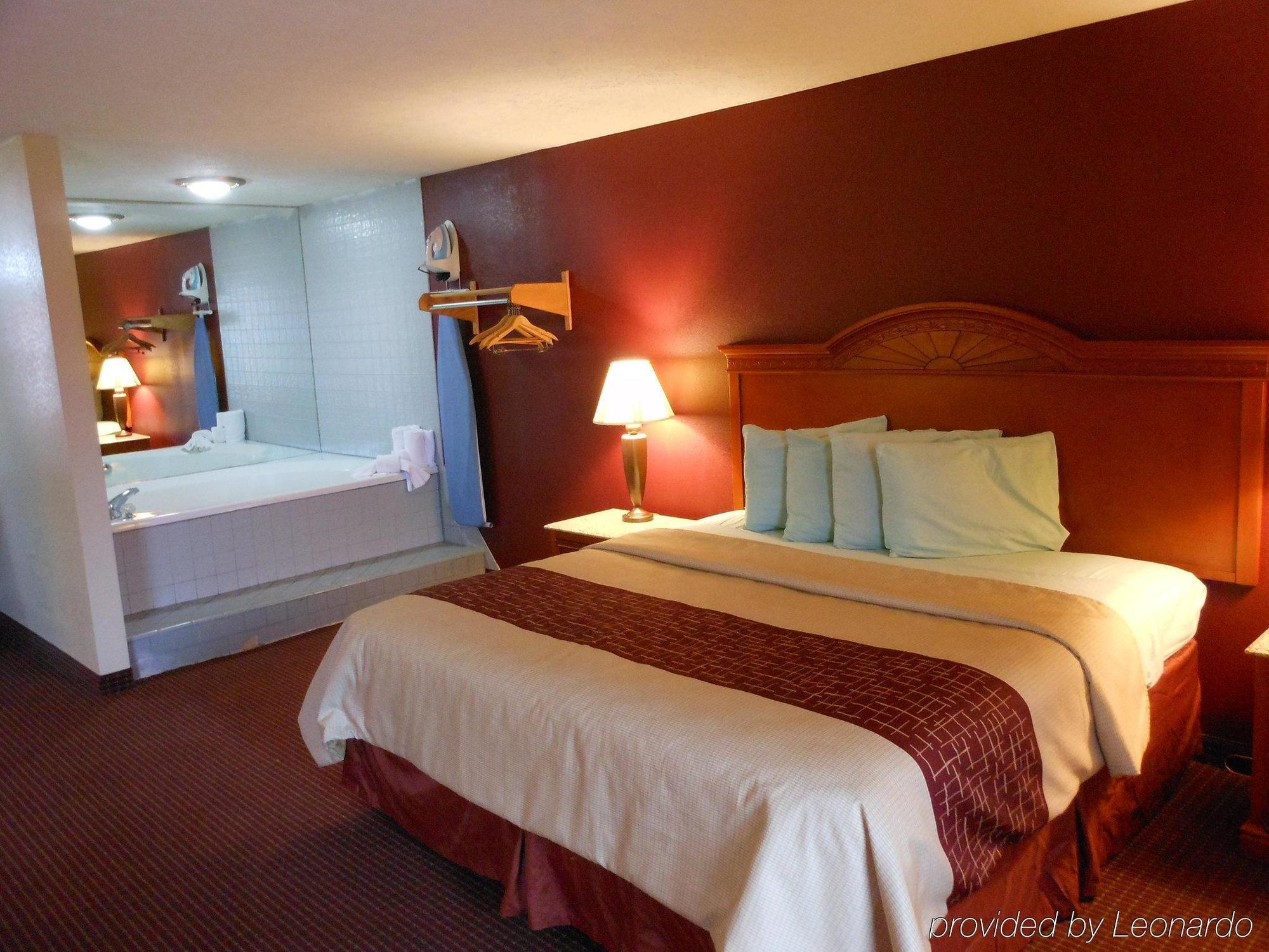 Red Roof Inn & Suites Pigeon Forge Parkway Luaran gambar