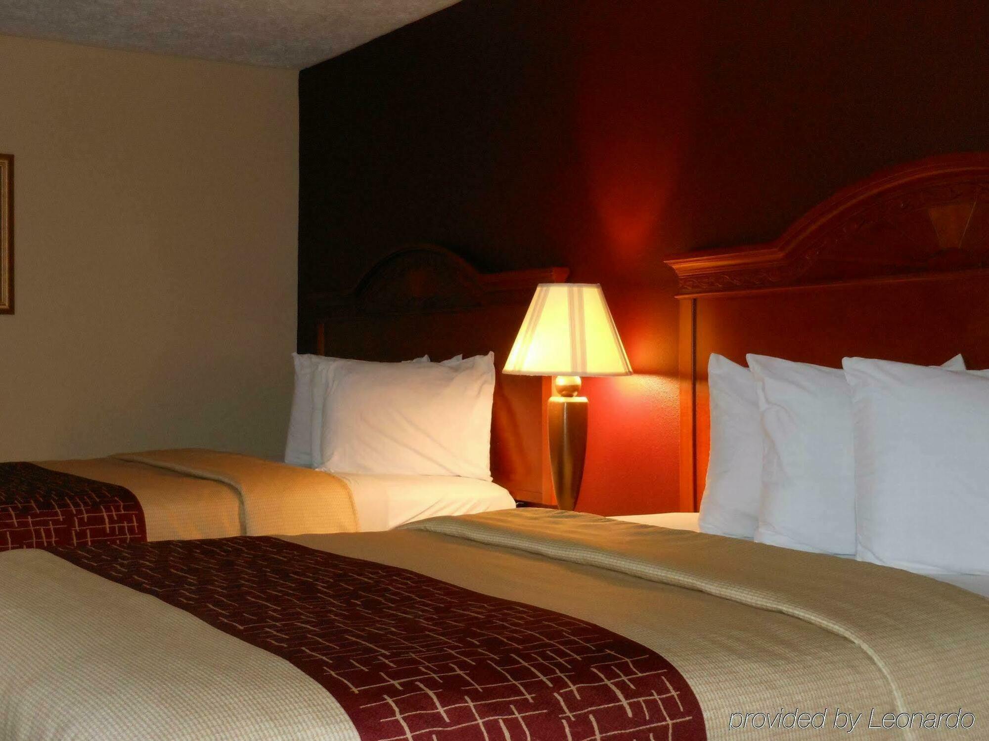 Red Roof Inn & Suites Pigeon Forge Parkway Luaran gambar